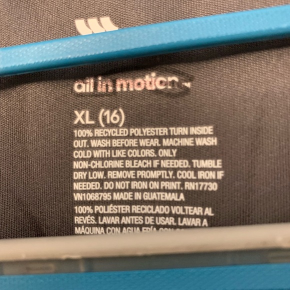 Pack of 2 All in Motion Boys T-shirts XL Size 16 - Picture 4 of 6